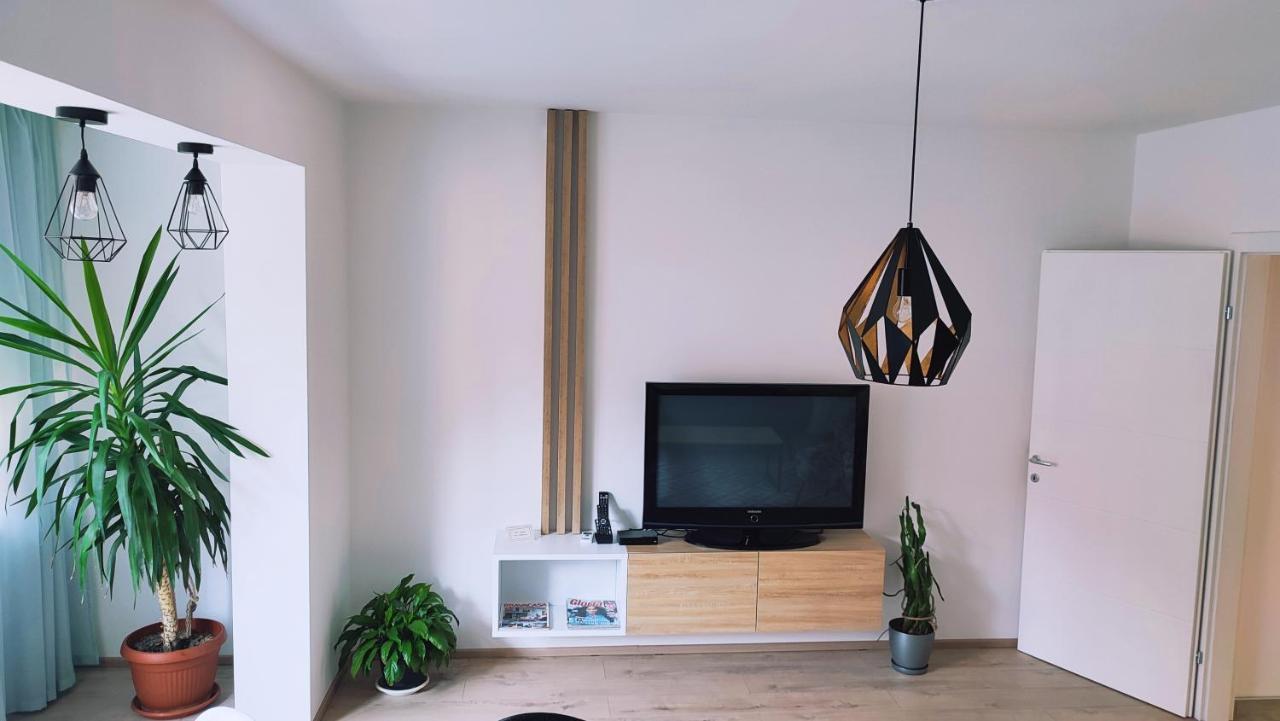 Apartment Lena *